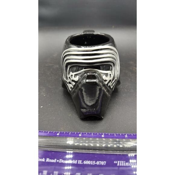 Star Wars Kylo Ren Helmet Sculpted Ceramic Coffee Mug Cup Black 26 - Picture 1 of 4